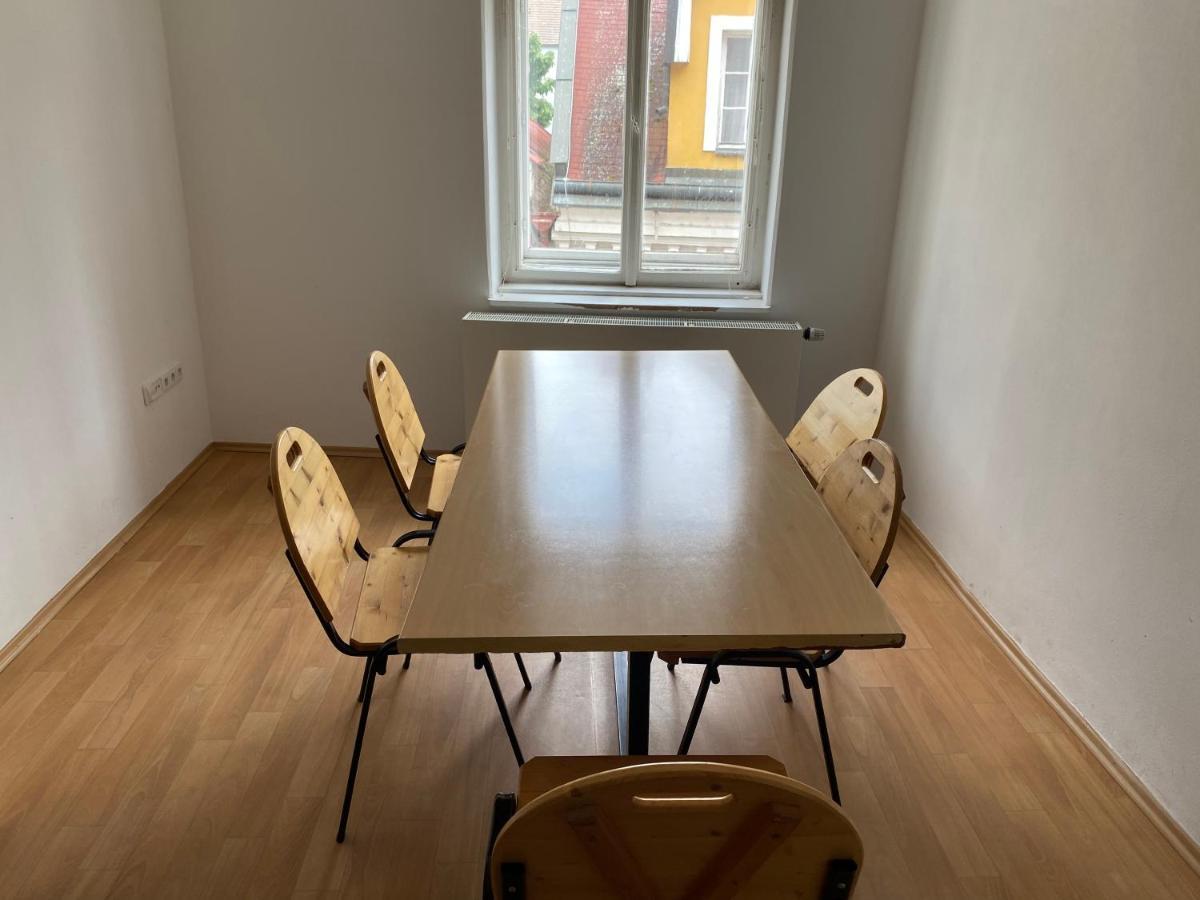 Apartments Tomkova Hradec Králové Eksteriør bilde